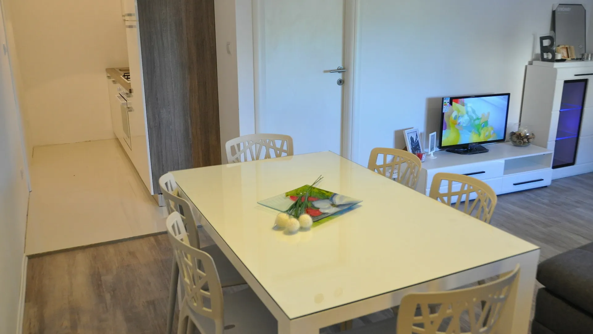 Luxury Apartments Bonaria 트로기르