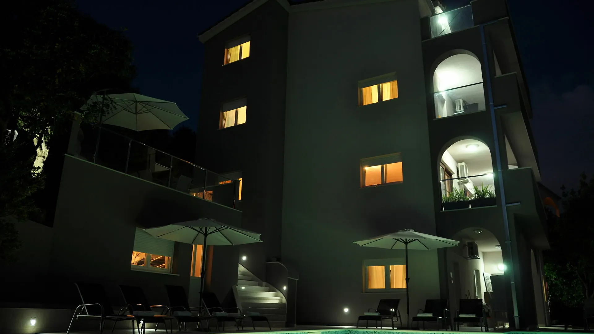 Luxury Apartments Bonaria 트로기르 크로아티아